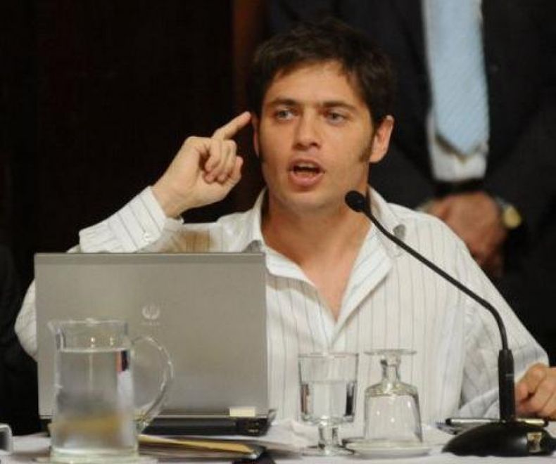 Esto "debería llamarse coloquio ni una idea"