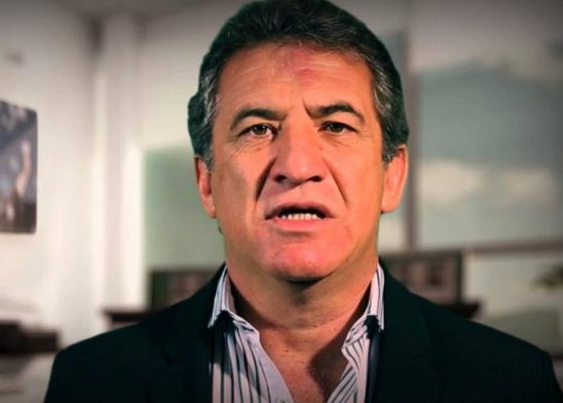 Sigue agrandándose la fila de gobernadores K a favor del acuerdo con los buitres