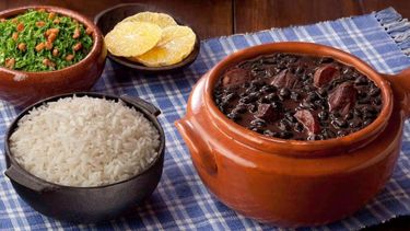 El costo de alimentarse en el país vecino.