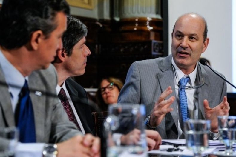 Sturzenegger volvió a defender la política monetaria impulsada por el BCRA