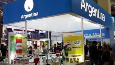 La yerba mate argentina pisa fuerte en Chile