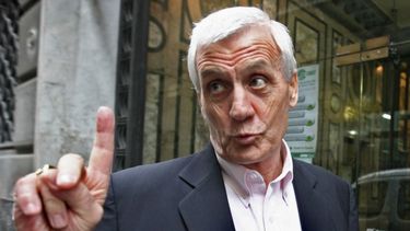 Caló pidió a los empresarios que "esperen un poquito" antes de echar trabajadores