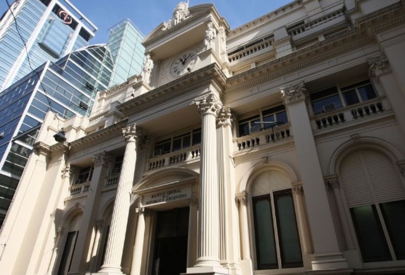 Oficializan canje de letras del Tesoro intransferibles por bonos