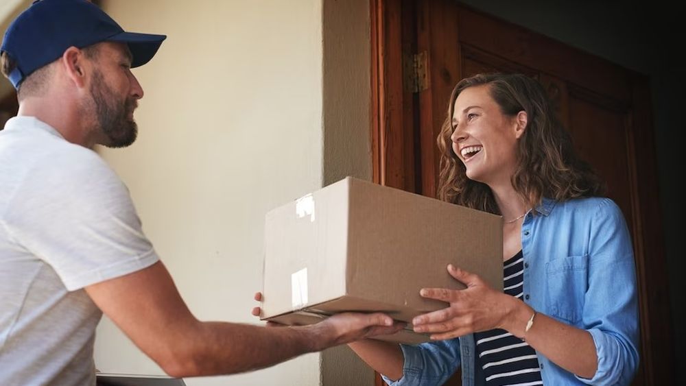 La demanda de los consumidores que viven en el país.