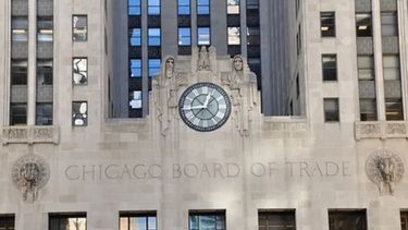 Los granos retrocedieron en Chicago por la situación en Ucrania