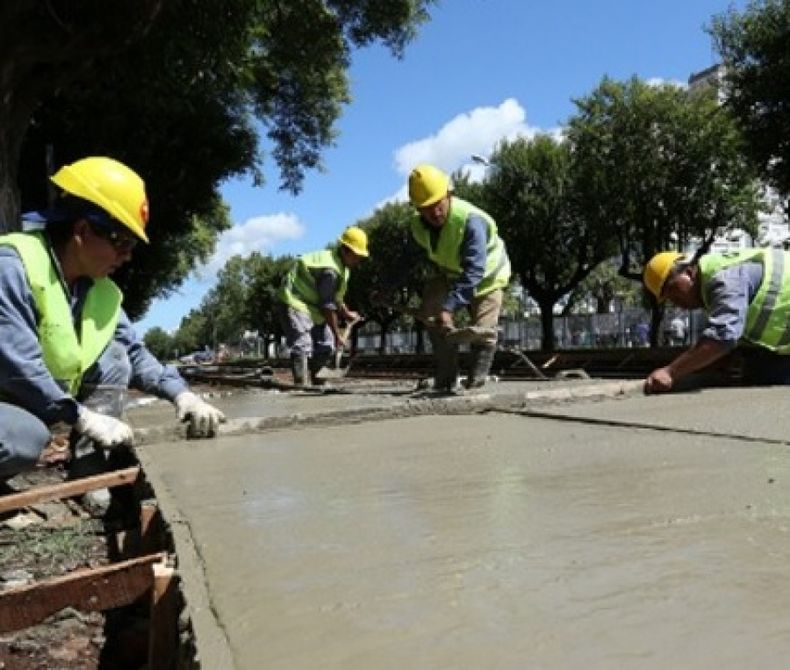Privados se disputan participación en nuevos proyectos de obra pública