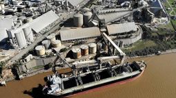 La actividad en el Puerto de Rosario.