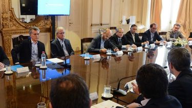 La Casa Rosada busca ahorrar $123.000 millones y llevar el déficit a 3,2% en 2018