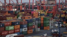 El déficit comercial de Brasil superó el 27% durante el primer bimestre