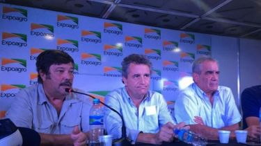 "Al productor se la va la vida en su campo inundado"