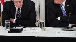 El CEO de Apple advierte a Trump sobre el impacto de aplicar aranceles a China