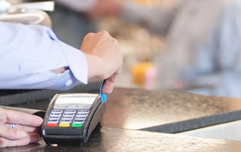 El comerciante nunca tendrá el DNI y la tarjeta del cliente en su poder.&nbsp;