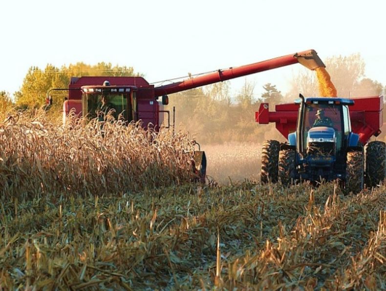 Demanda creciente de maquinaria agrícola impulsa ventas de insumos de precisión