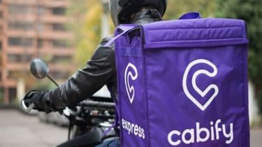 Cabify lanza un nuevo servicio de envíos en moto