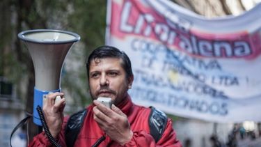 Nueva protesta con entrega de comida en el centro porteño