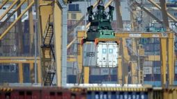 Superávit comercial de eurozona creció más de 13% en noviembre