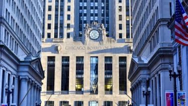 La soja y el maíz prolongaron al racha alcista en Chicago