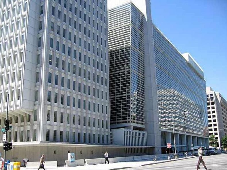 Las cargas impositivas de los trabajdores argentinos están a la par de la región