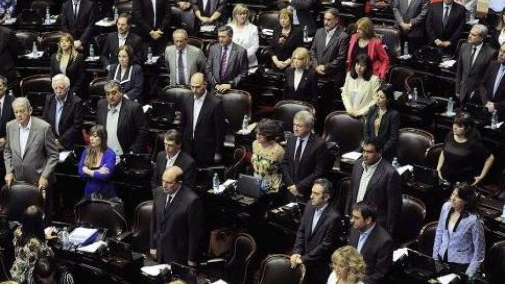 La estatización del sistema de ferrocarriles pasó Diputados
