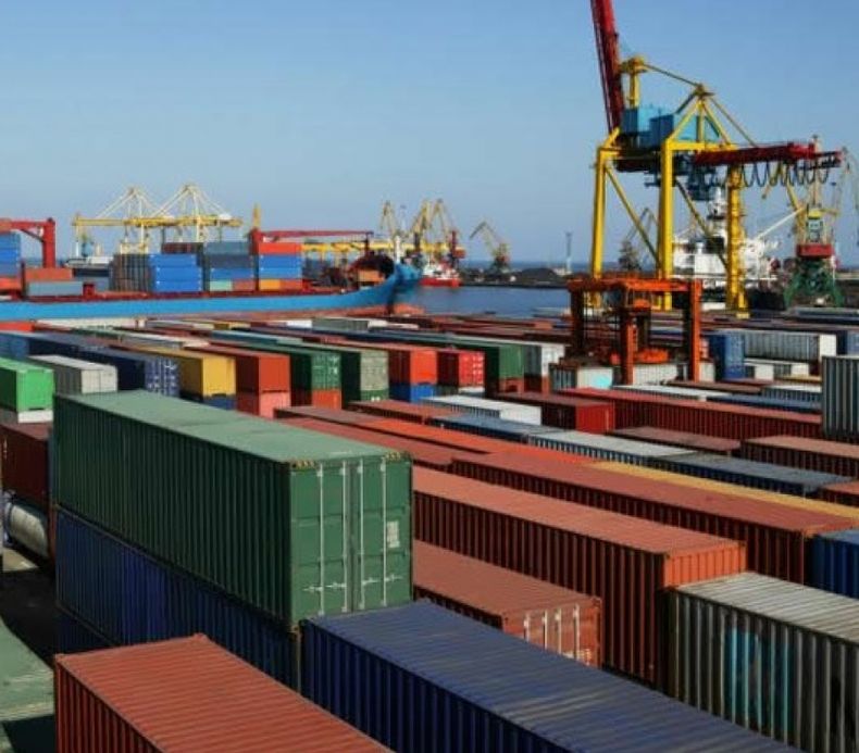 Estiman que el déficit comercial "mejorará sensiblemente"