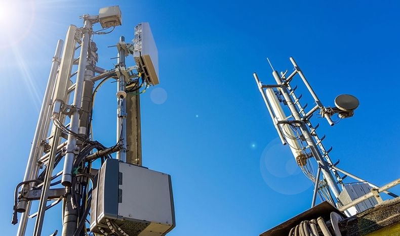 Se subastaron 250 MHz en las bandas de 3300-3600 MHz, en 2 Lotes de 100 MHz cada uno y uno de 50 MHz.