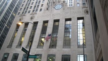 La soja subió casi 17 dólares en Chicago