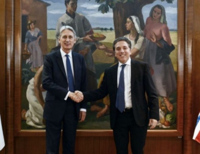 Dujovne se reunió con su par del Reino Unido