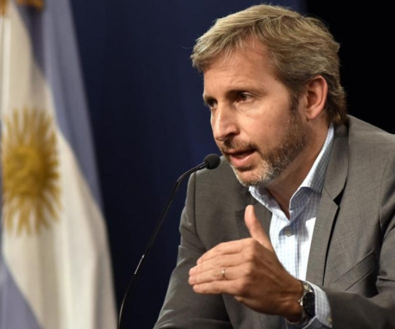 "No se puede vivir eternamente con déficit y de prestado"