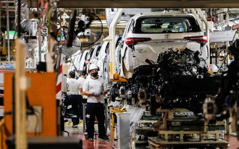 Proyectan que la industria cerrará el 2021 con un alza superior al 12%