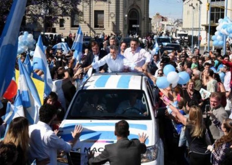 Macri habló de planes sociales y "trabajo digno" en Entre Ríos