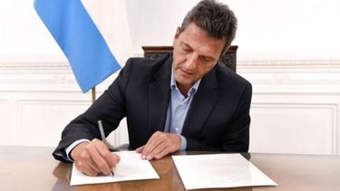 Insisten con la suba del piso de Ganancias para incluir el aguinaldo