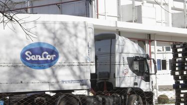 ATILRA debe cesar todas las medidas de acción directa que haya estado implementando o planeando implementar.