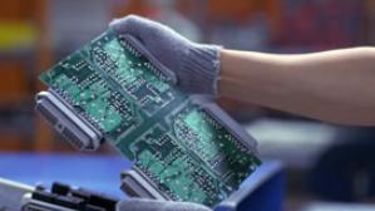 La cantidad de horas trabajadas en la industria bajó 1,9% en el tercer trimestre