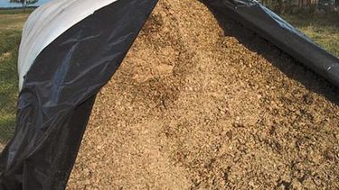 El Gobierno advirtió a los productores sojeros que "no especulen"