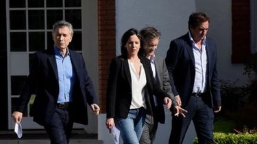 Macri remarcó que la pobreza "no se resuelve con planes sociales"
