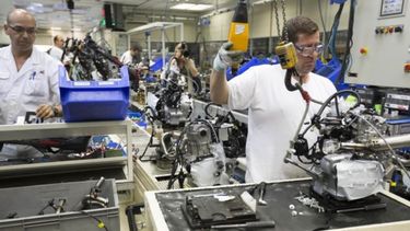 El empleo en la industria logró 11 meses consecutivos en alza