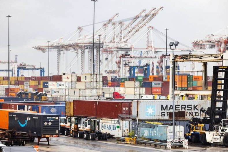 Los efectos de la guerra comercial desatada por Donald Trump.