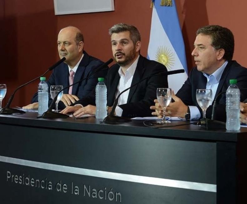 Confirman que seguirá la reducción del déficit fiscal y la inflación