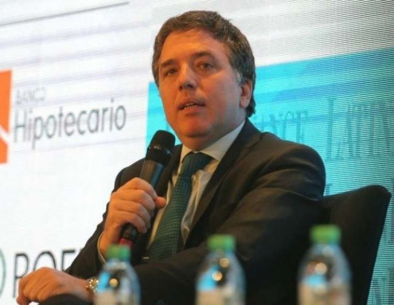 Para Dujovne, la inflación de este año será la "mitad" de la alcanzada en 2016