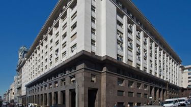 Nueva baja en el Ministerio de Hacienda