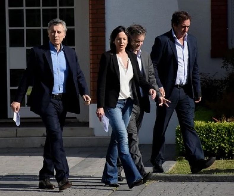 Macri remarcó que la pobreza "no se resuelve con planes sociales"
