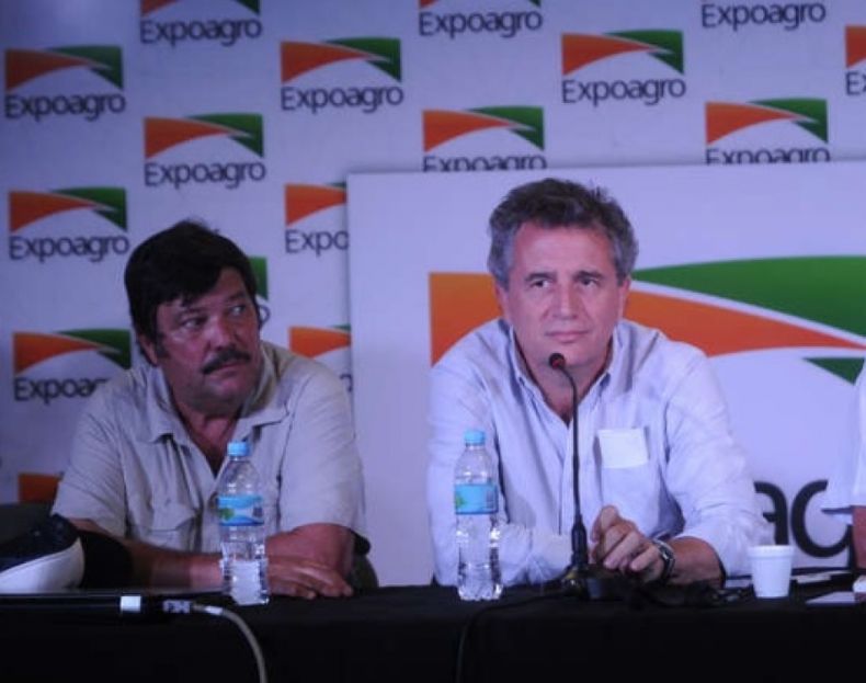La dirigencia agropecuaria criticó la suba de los combustibles