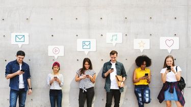 No se trata simplemente de generar contenido, sino de cultivar una narrativa coherente.&nbsp;