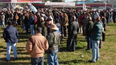 El campo volvió a las rutas en contra de las políticas oficiales
