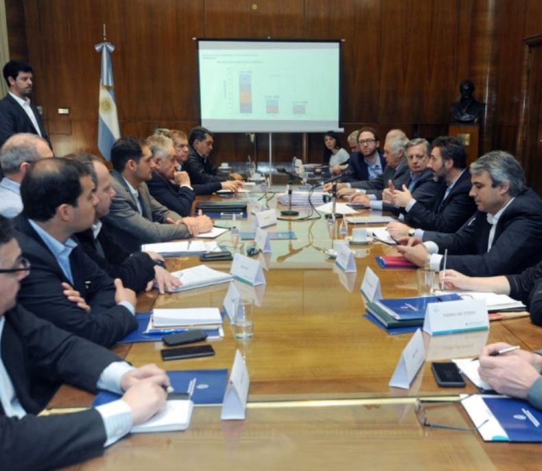 El Gobierno negociará con provincias la división del costo de la tarifa social