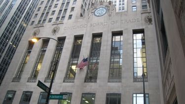 Los granos cobraron vida en Chicago por el clima en EE.UU.