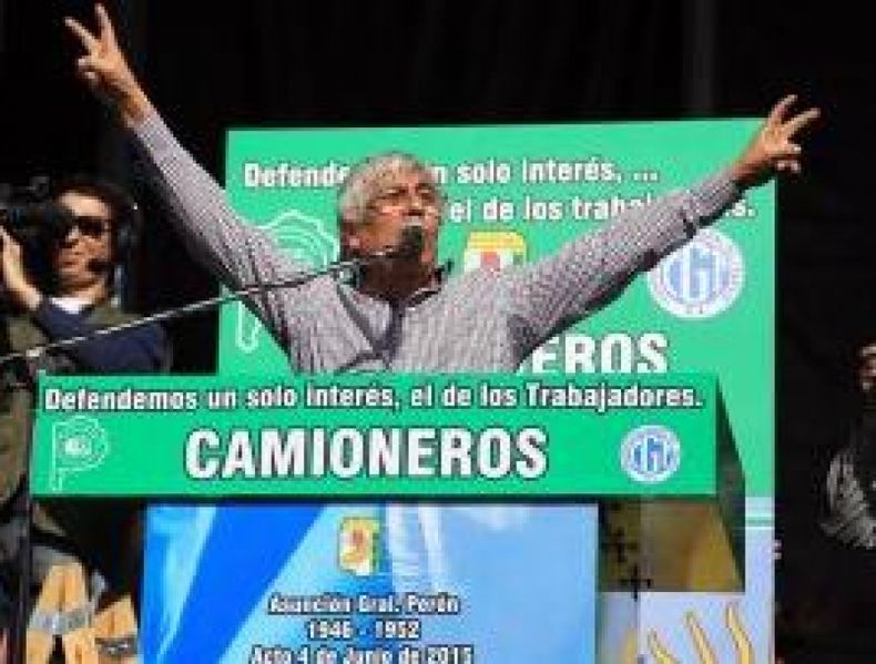 El Gobierno es "comunista con nuestra plata"