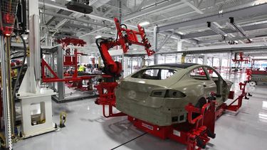 Una de las fábricas de autos eléctricos de Tesla.