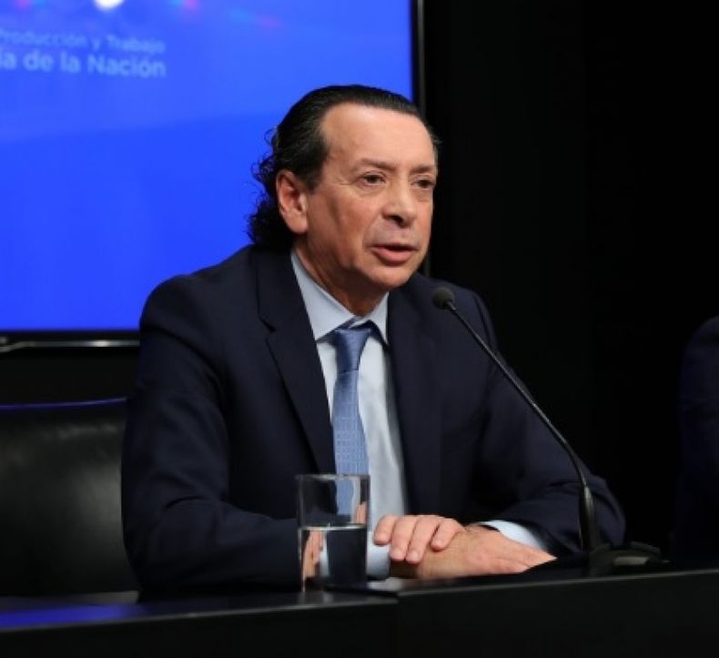 "En diciembre debería haber una desaceleración de la caída del consumo"