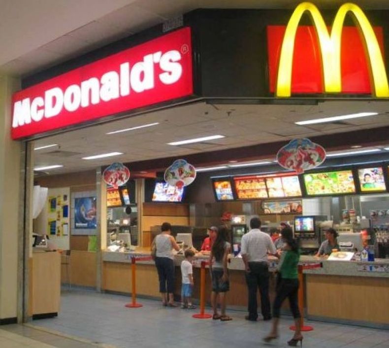 Dividendos de McDonald's se redujeron un 3% en el primer trimestre
